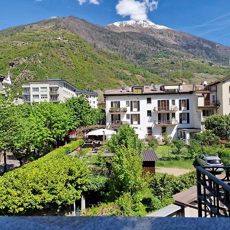 Bernina Station Center Apartment - Tirano Exterior photo
